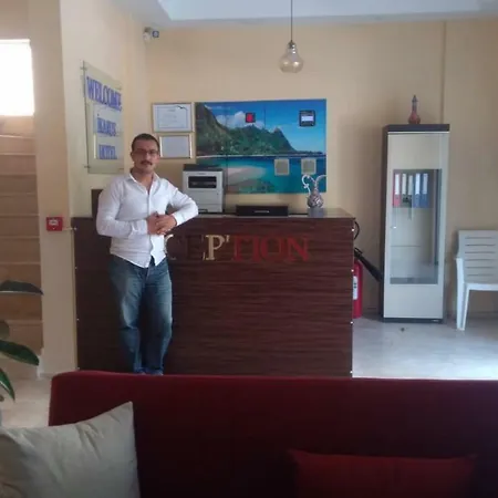 Hotel Ikarus 3*