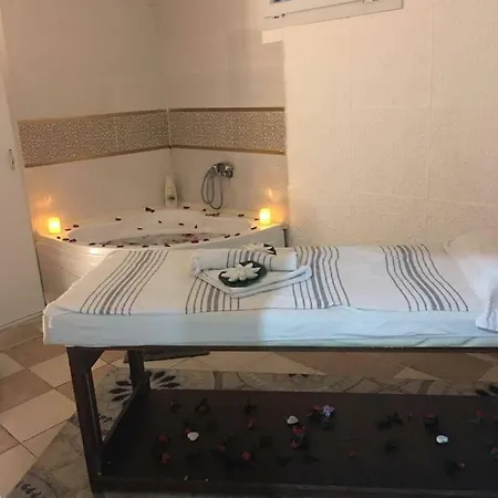 Hotel Ikarus Kusadası